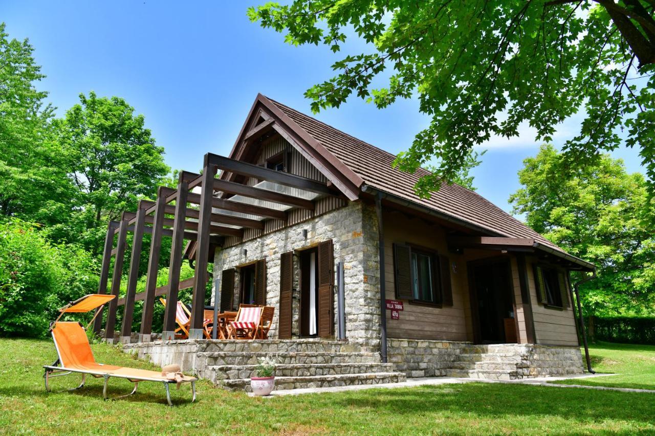 Villa Dobra พลิตวิชกา เยเซรา ภายนอก รูปภาพ