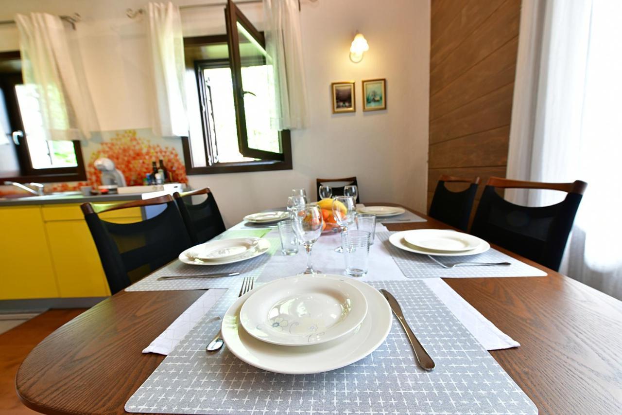 Villa Dobra พลิตวิชกา เยเซรา ภายนอก รูปภาพ